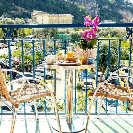 Malu' B&B Sorrento Exteriör bild